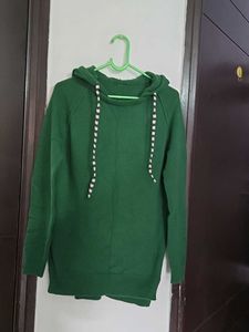 Green Hoodie - Casual & Comfy size M