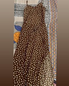 Beautiful Dress With Side Slit And Front Tie
