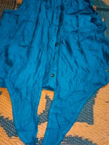 Sleevless Top Small Size