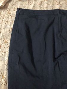Formal Van Huesen Navy Blue Skirt (new)