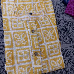 Ladies Kurti.