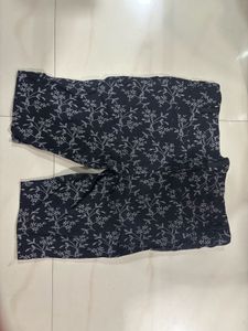 Floral Print Capri Pants