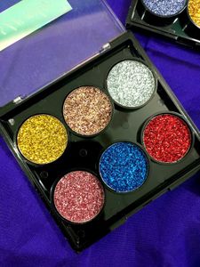 PACK OF 3 GLITTER EYESHADOW PALETTES