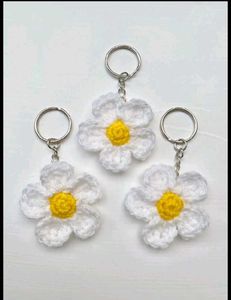 Daisy Chrochet Keychain 3