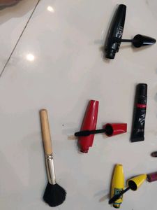 Mixed Makeup Lot
