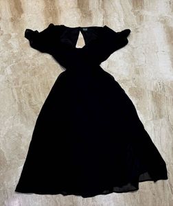 Black Midi Dress.SIZE-30-34. BRAND NEW
