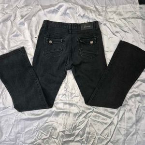 Bootcut / Flared low waist denim