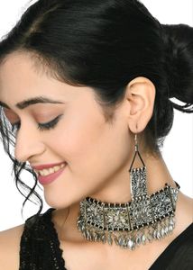 Oxidised Trendy Silver Crystal Jewellery Set
