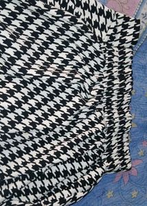 🖤🤍 Premium Houndstooth Mini Skirt for Women