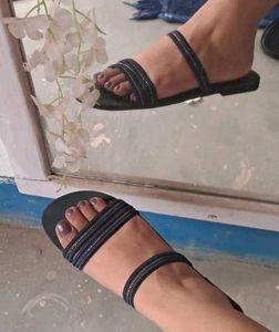 NEW Flats