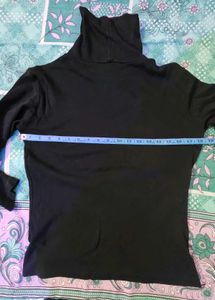 #holiSale Black Sweater