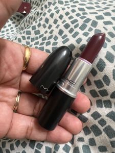 New MAC Matte Lipstick - Diva