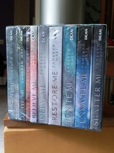 Shatter Me Series