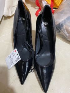 Zara Black Patent Pointed Heels