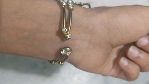 Sparkling Rhinestone Gold Tone Hand Jewelry