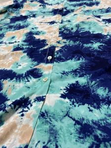 VISHUDH TIE DIE KURTA