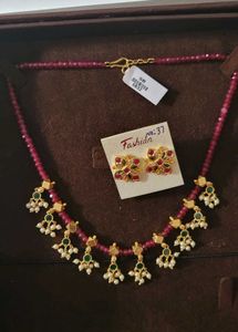 Ruby Pearls Necklace Set