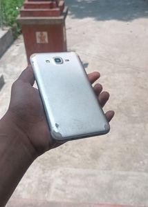 Samsung Galaxy J7 ✅