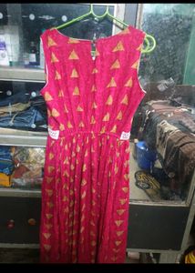 Red Sleeveless Kurti