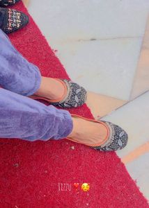 Embroidered Ethnic Jutti