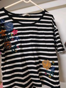 Dj &amp;C Top With Embroidery