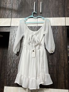 Cute Fit N Flare Backless White Dress