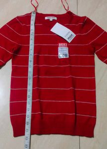 🆕❤️ BRAND NEW Red Striped Knit Top❤️🆕