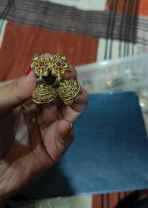 jhumkas