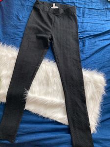 BLACK WORK-OUT BOTTOMS