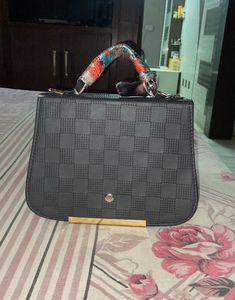 Cute black handbag