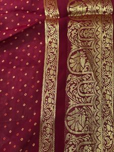 Evergreen Bandhani Saree