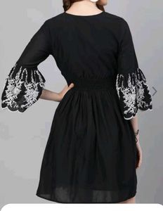 Women Black Ravishing al New kurti - Amazing Desig