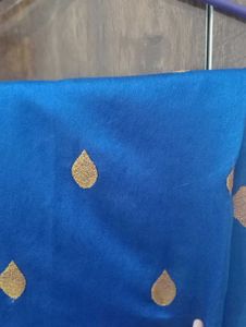 A Beautiful  Chanderi Silk Saari With Blouse Piece