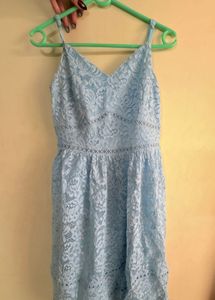 Elegant Blue Lace Midi Dress