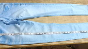 Allen Martin Light Wash Jeans - Size 34