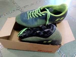 Bata Carbonite Sports Shoes