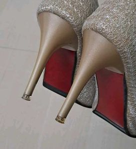 Shimmering Heel