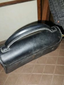 Chic Black Handbag