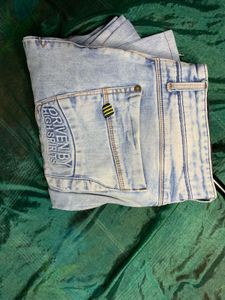 Light Wash Denim Jeans Less Used Branded