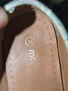 Women Solid Slip-On Loafers