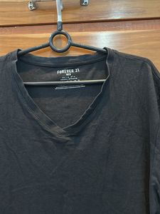 Forever 21 Black T-Shirt