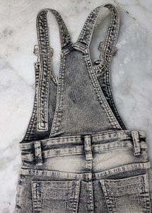 Short With Shoulder Belt For Girl