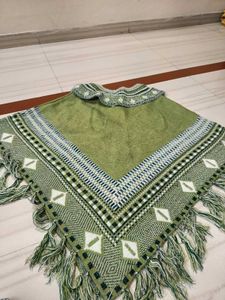 Green Geometric Knit Poncho