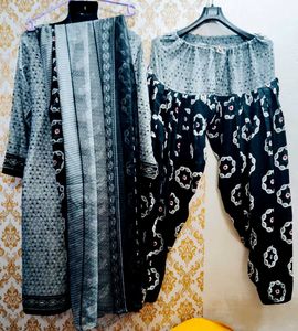 Grey Printed Salwar Kameez With Dupatta