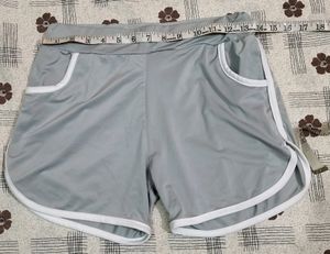 Grey Shorts With Two Pockets For Women