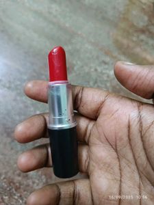Orginal Mac Red Lipstick