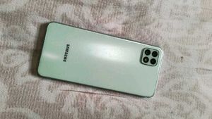 Realme And Samsung