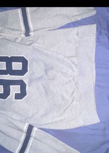 Grey Sweatshirt - Number 98