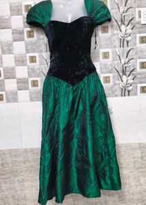 Green & Black Midi Dress