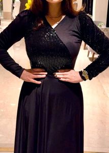 Elegant Black Maxi Dress